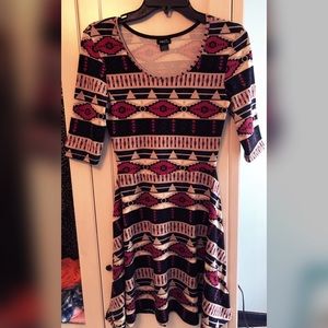 Small Aztec patterned Rue21 Dress